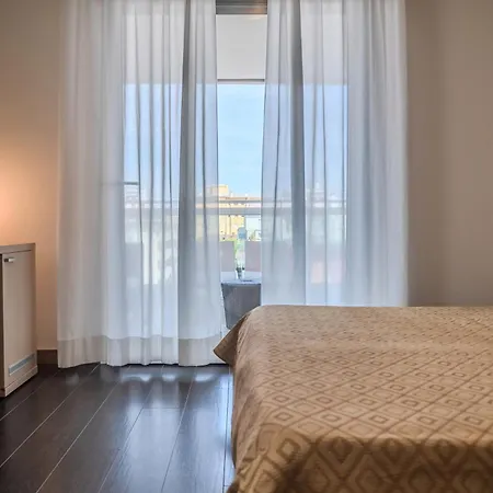 Orizzonte Hotel 3*